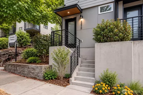 4836 Fauntleroy Way SW, Seattle, WA 98116