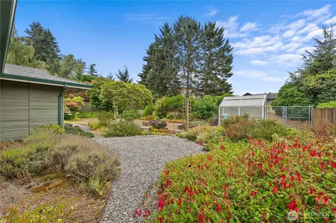 Exterior - 8910 Whitechuck Dr, Everett, WA 98208 photo 4 of 11