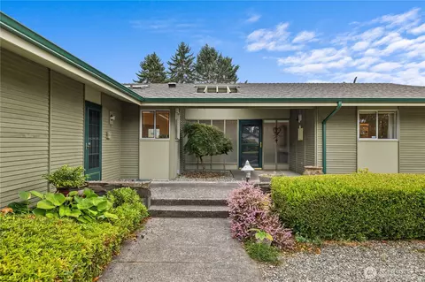 Exterior - 8910 Whitechuck Dr, Everett, WA 98208 photo 7 of 11