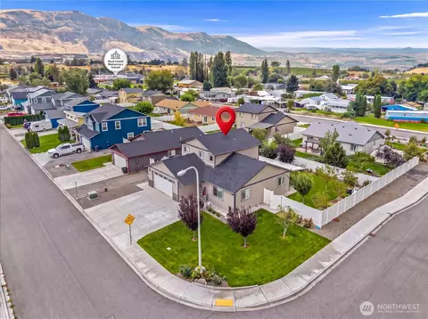 1412 Denny Pl, Rock Island, WA 98850