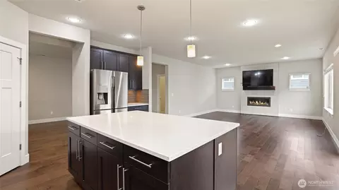 Living - 21417 43rd Dr SE, Bothell, WA 98021 photo 4 of 6