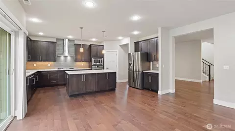 Kitchen - 21417 43rd Dr SE, Bothell, WA 98021 photo 5 of 5