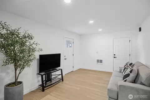 Other - 7425 Mcdougall Ave, Everett, WA 98203 photo 2 of 5
