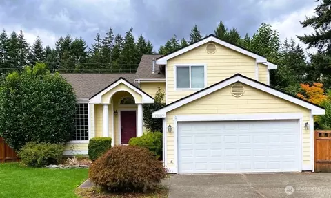 19805 E 122nd St, Bonney Lake, WA 98391