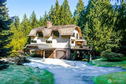 12202 SW 164th St, Vashon, WA 98070
