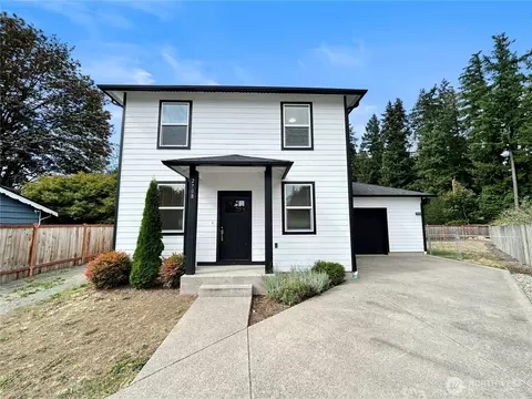2708 Alderbrook Ct N, Puyallup, WA 98374