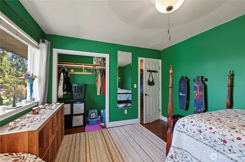 Bedroom - 378 Griffith Farm Rd, Sequim, WA 98382 photo 4 of 4