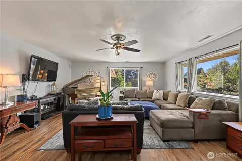 Living - 378 Griffith Farm Rd, Sequim, WA 98382 photo 1 of 1