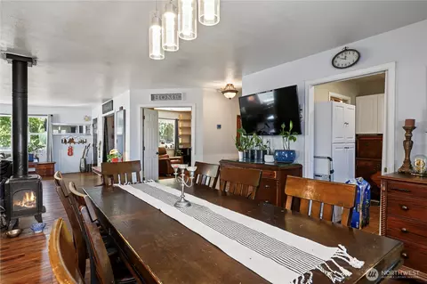 Dining - 378 Griffith Farm Rd, Sequim, WA 98382 photo 1 of 3