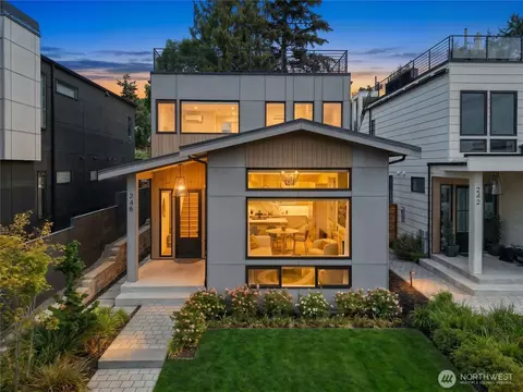 246 5th Ave W, Kirkland, WA 98033