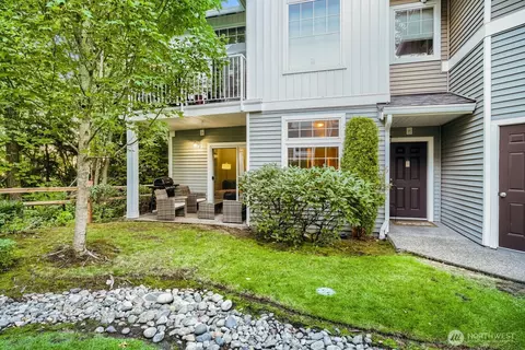 21082 40th Pl S #G1, Seatac, WA 98198