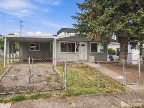 1609 E Wright Ave, Tacoma, WA 98404