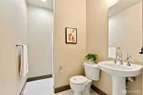 Bath - 2115 201st Pl SE #J2, Bothell, WA 98012 photo 1 of 3