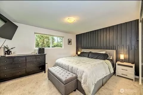 Bedroom - 19501 1st Ave SE, Bothell, WA 98012 photo 1 of 3