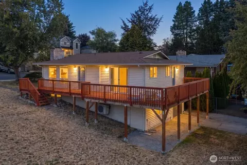 1351 S Highland Ave, Tacoma, WA 98465