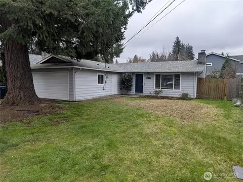 12221 NE 75th St, Kirkland, WA 98033