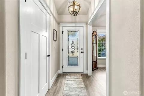 Entry Way - 2336 Hawk Dr, Walla Walla, WA 99362 photo 1 of 5