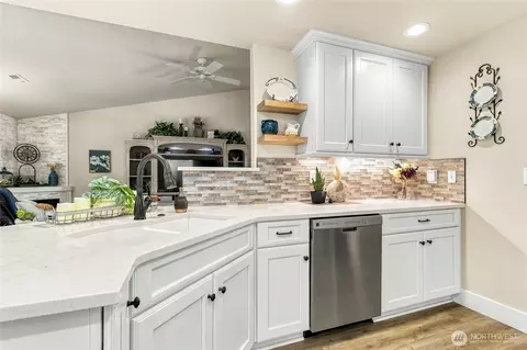 Kitchen - 2336 Hawk Dr, Walla Walla, WA 99362 photo 3 of 3