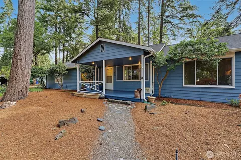 10903 Meadow Rd SW, Lakewood, WA 98499