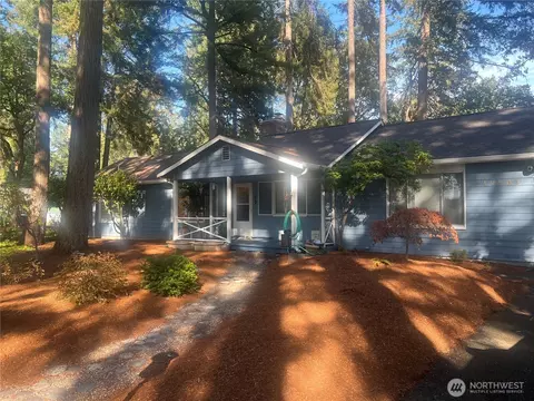10903 Meadow Rd SW, Lakewood, WA 98499