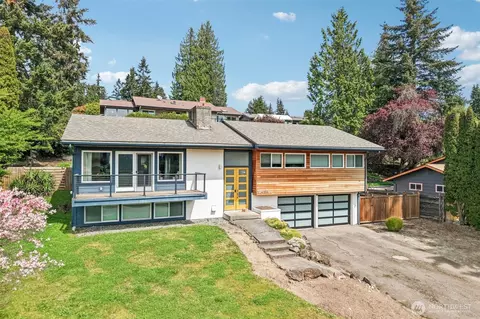 12456 SE 27th St, Bellevue, WA 98005