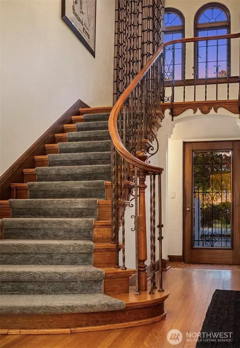 Entry Way - 1641 Windermere Dr E, Seattle, WA 98112 photo 4 of 4