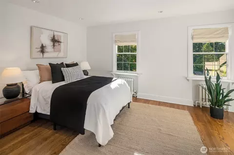 Bedroom - 1641 Windermere Dr E, Seattle, WA 98112 photo 6 of 6
