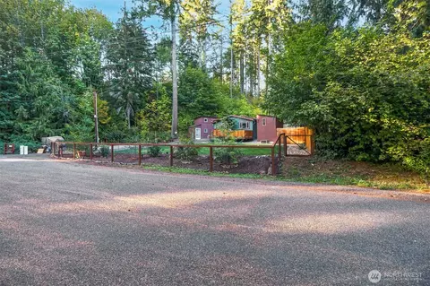 2070 NE Tahuya River Dr, Tahuya, WA 98588