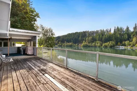 39304 Ski Park Rd E, Eatonville, WA 98328