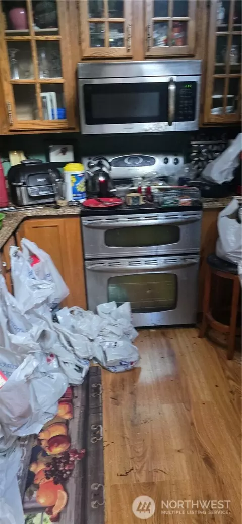 Kitchen - 202 SE 94th St, Everett, WA 98208 photo 2 of 3