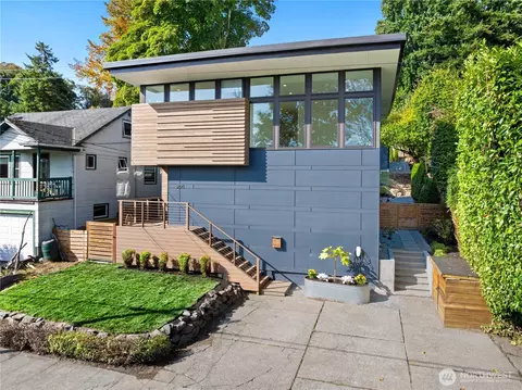 2825 22nd Ave W, Seattle, WA 98199