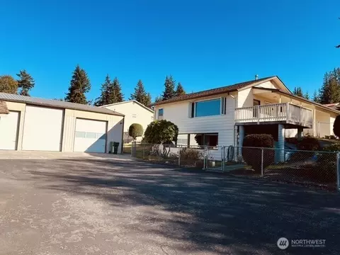 702 Saint Marys Dr, Anacortes, WA 98221