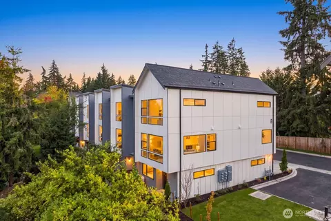 Exterior - 932 Duchess Rd #B-1, Bothell, WA 98012 photo 4 of 4