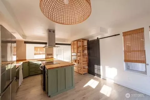 Kitchen - 704 Kansas St SW, Orting, WA 98360 photo 3 of 5