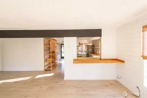 Living - 704 Kansas St SW, Orting, WA 98360 photo 4 of 4