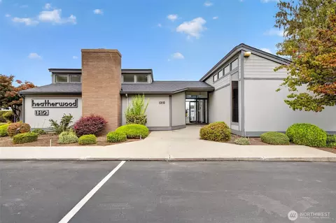 1310 Castlerock Ave #8, Wenatchee, WA 98801