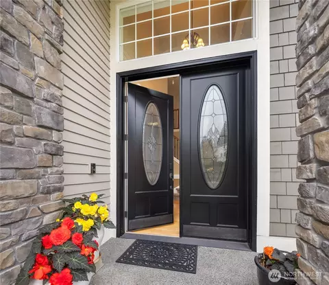 Entry Way - 10311 NE 194th St, Bothell, WA 98011 photo 1 of 1