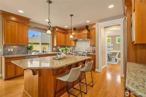 Kitchen - 10311 NE 194th St, Bothell, WA 98011 photo 3 of 5
