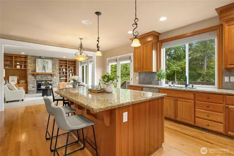 Kitchen - 10311 NE 194th St, Bothell, WA 98011 photo 1 of 5