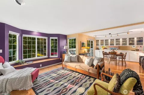 2801 N Narrows Dr #E4, Tacoma, WA 98407
