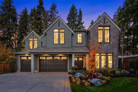 16422 NE 29th St, Bellevue, WA 98008
