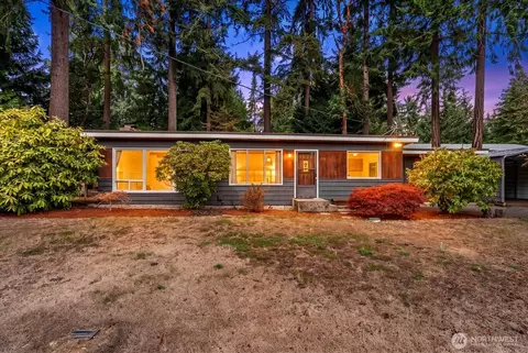 234 SW 208th St, Normandy Park, WA 98166
