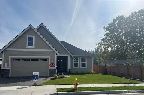 Exterior - 662 Thompson Dr, Enumclaw, WA 98022 photo 2 of 4