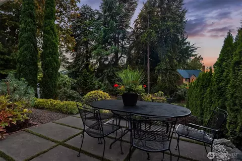 Exterior - 3326 43rd Ave NE, Seattle, WA 98105 photo 7 of 8
