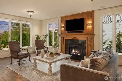 Living - 3326 43rd Ave NE, Seattle, WA 98105 photo 2 of 3