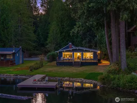 3 SW Lake Roesiger Rd, Snohomish, WA 98290