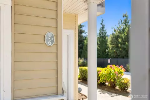 6826 20th St E #6, Fife, WA 98424