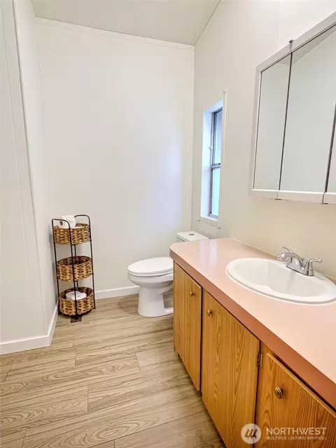 Bath - 3333 228th St SE #23, Bothell, WA 98021 photo 1 of 2