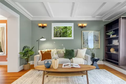 Living - 2211 E Olive St, Seattle, WA 98122 photo 2 of 3