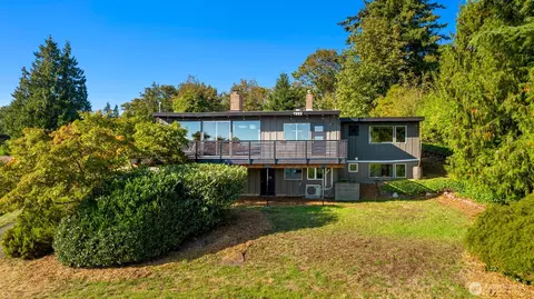 7282 S 135th St, Seattle, WA 98178